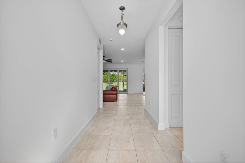 Live the resort lifestyle in **Valencia Grove at Riverland** - photo 8