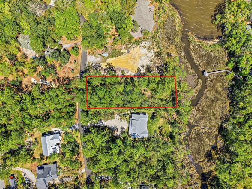 This beautiful waterfront homesite is tucked away in the - photo 18