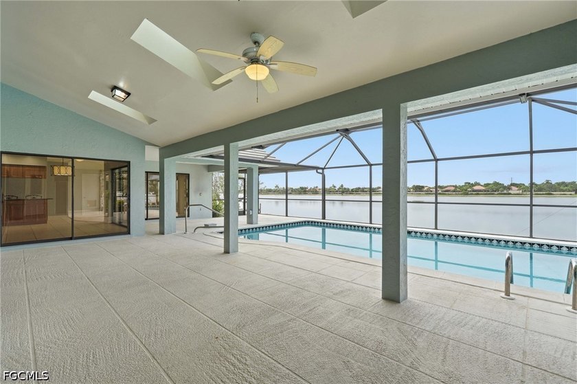 Experience the ultimate Southwest Florida waterfront lifestyle - photo 31
