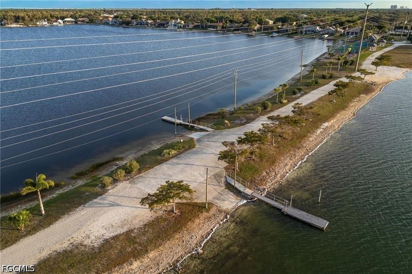 Experience the ultimate Southwest Florida waterfront lifestyle - photo 49