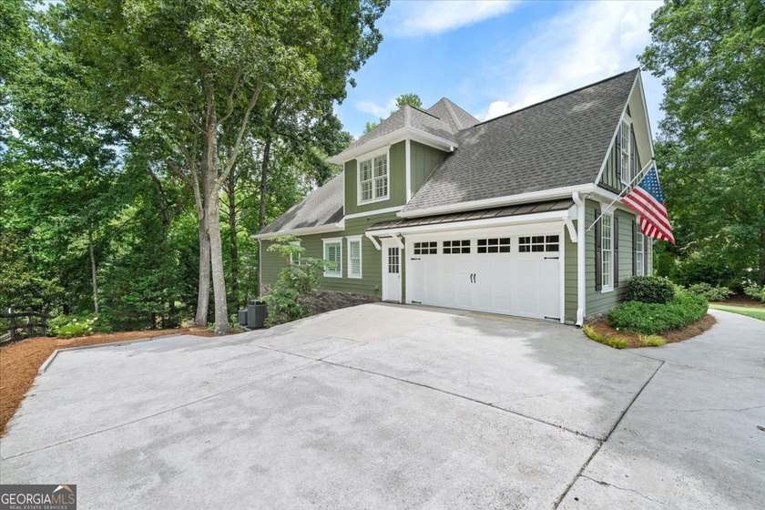 Have you been looking everywhere for a gorgeous home with a - photo 3