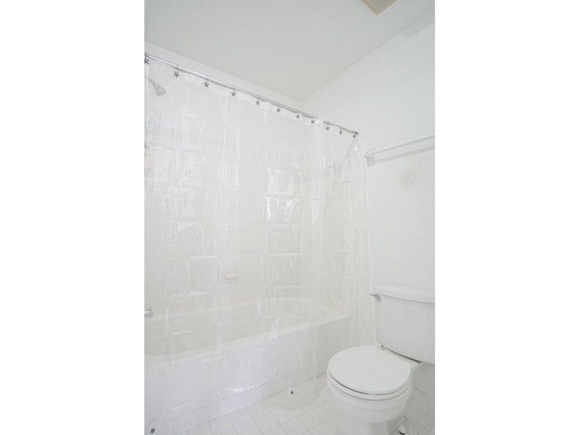 Beautifully updated 2-bedroom, 2-bath second-floor condo located - photo 15