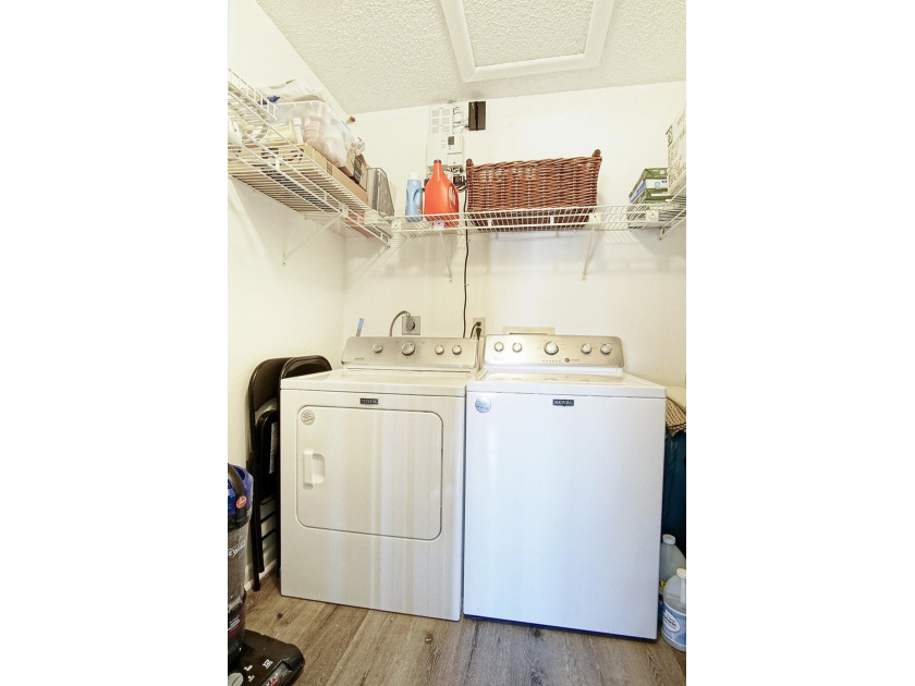 Beautifully updated 2-bedroom, 2-bath second-floor condo located - photo 20