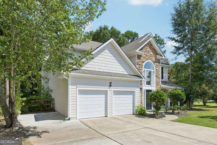 Completely renovated in 2025, this move-in-ready home is located - photo 2