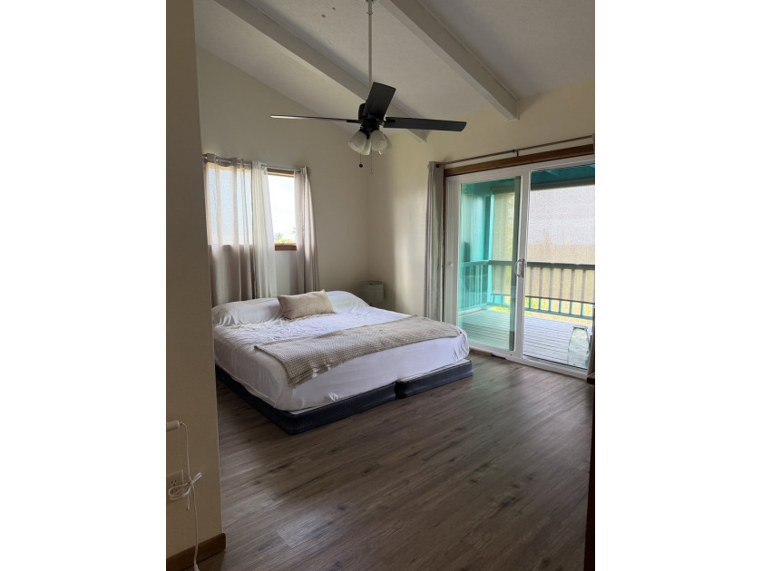 With vaulted ceilings and an inviting open layout, this home is - photo 12