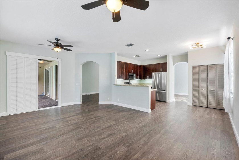 Absolutely stunning 5-bedroom, 3.5-bath home located in The - photo 18