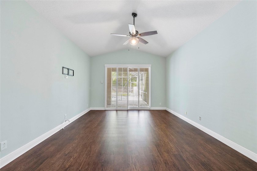Absolutely stunning 5-bedroom, 3.5-bath home located in The - photo 26