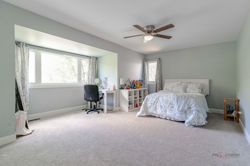 This exceptional home blends comfort, elegance, and tranquility - photo 28