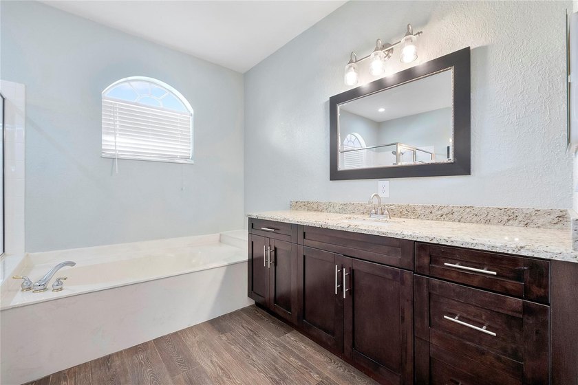 Absolutely stunning 5-bedroom, 3.5-bath home located in The - photo 29