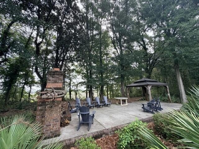 Welcome to Magnolia Bluff, a cozy community nestled along the - photo 37