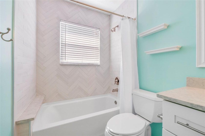 Absolutely stunning 5-bedroom, 3.5-bath home located in The - photo 37