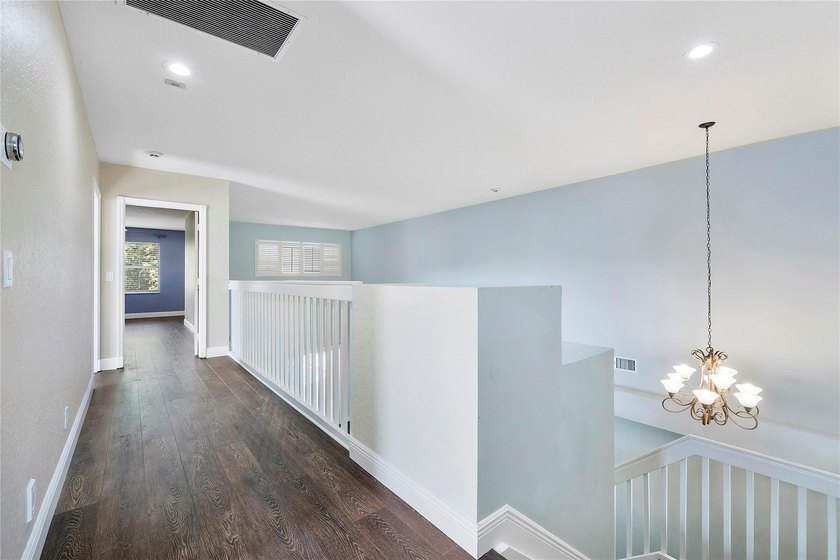 Absolutely stunning 5-bedroom, 3.5-bath home located in The - photo 43