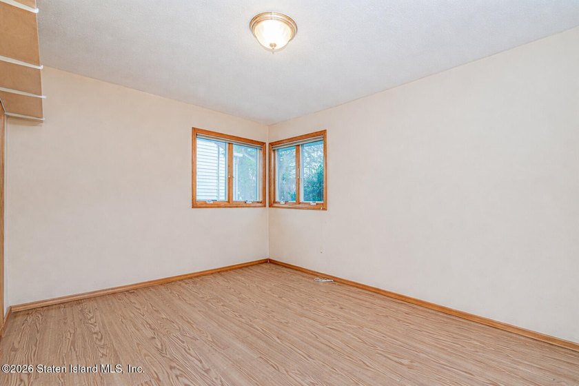 SHORT SALE. Homes in this highly sought after location don't - photo 8