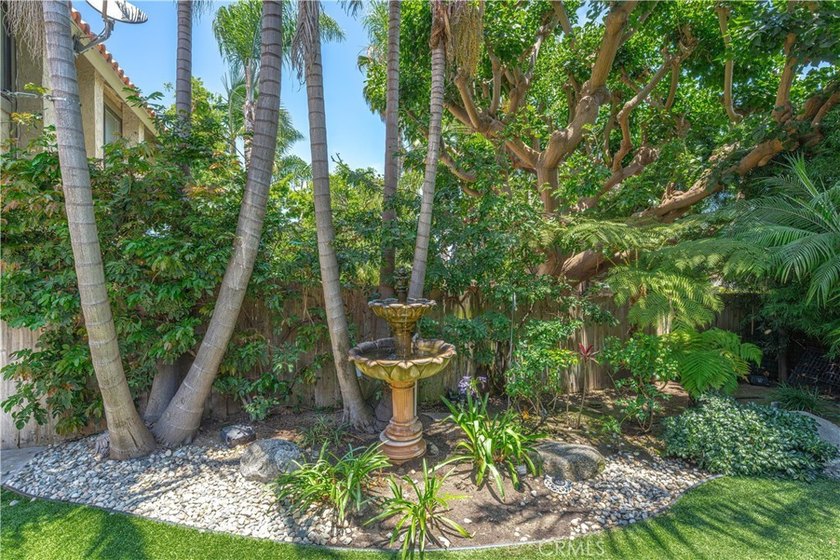 Welcome to your slice of paradise at Las Brisas, nestled in - photo 24