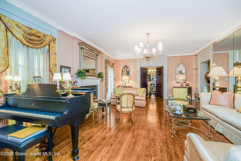 Nestled in prestigious Grymes Hill, this timeless residence is - photo 9