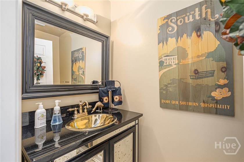 Looking for low-maintenance living with breathtaking views? - photo 16