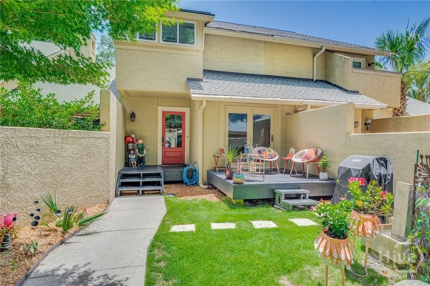 Looking for low-maintenance living with breathtaking views? - photo 32