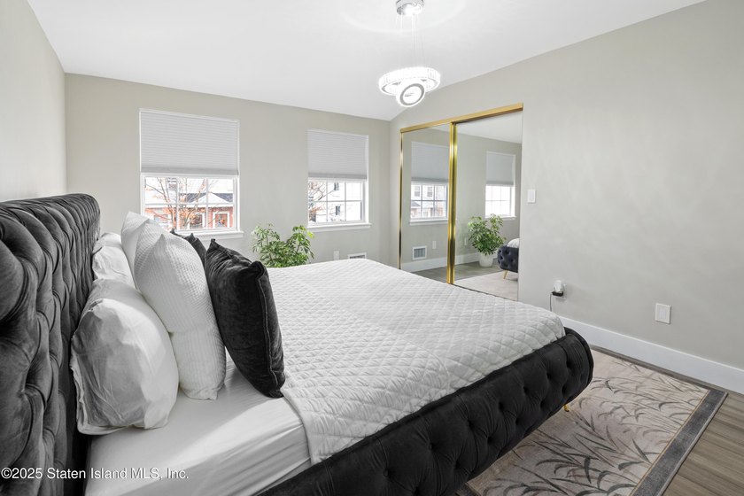 Move-In Ready , Welcome to 38 Deborah Loop - a newly renovated - photo 7