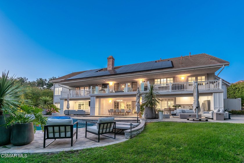 Sensational timeless traditional with a premier ''end of - photo 4