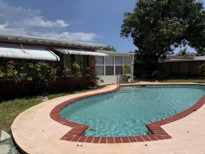 Experience the perfect blend of privacy and proximity in this - photo 11