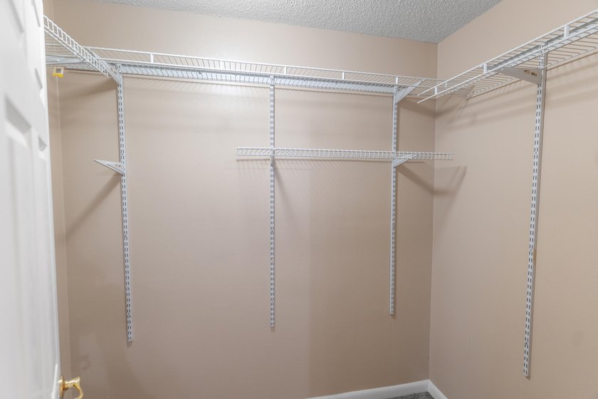 This charming 2-bedroom, 2-bathroom townhouse in the desirable - photo 10