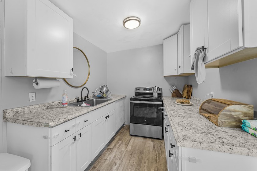 Fully renovated concrete block home in the desirable Mandarin - photo 7