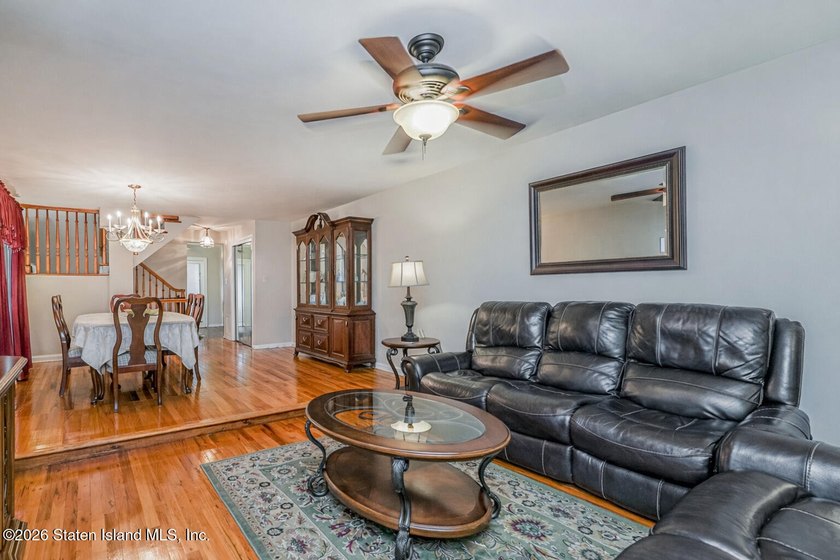 This meticulously maintained semi-attached home is ready to - photo 5