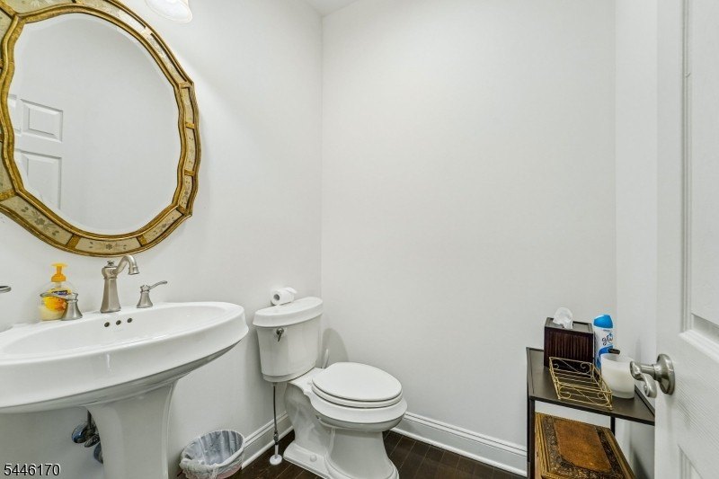 Rare Delano end-unit in sought-after Bel Air at West Orange - photo 16