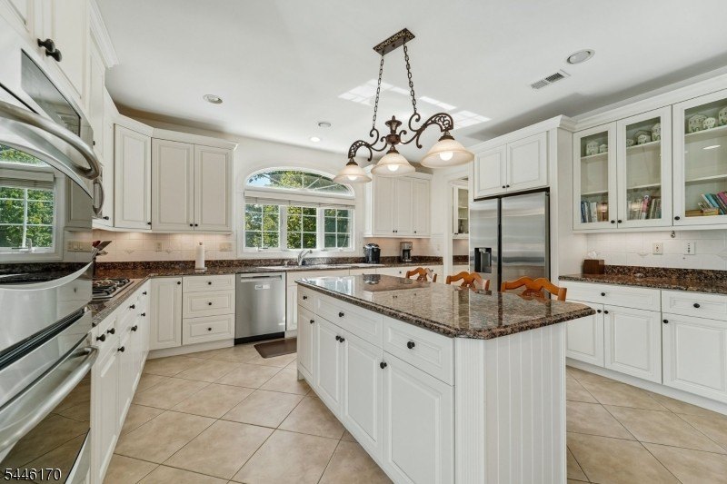 Rare Delano end-unit in sought-after Bel Air at West Orange - photo 21