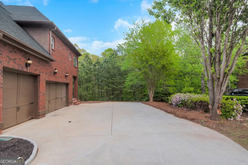 Spectacular Golf Course Living - Fully Remodeled Luxury! Welcome - photo 5