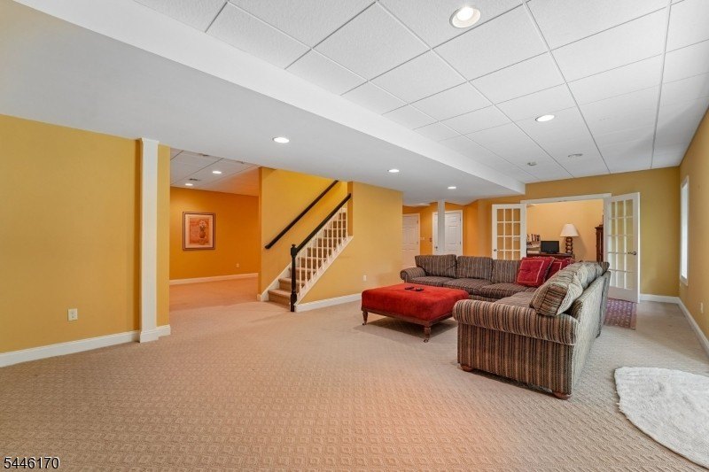 Rare Delano end-unit in sought-after Bel Air at West Orange - photo 35