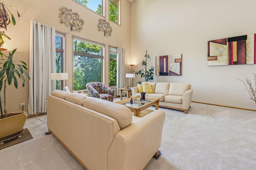 Discover refined living in this executive estate set on over 2 - photo 11