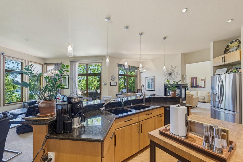 Discover refined living in this executive estate set on over 2 - photo 14