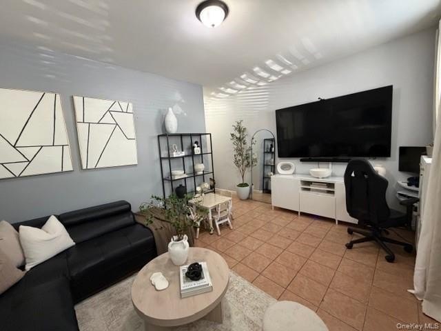 Prime mixed-use opportunity in the heart of Throggs Neck! - photo 14