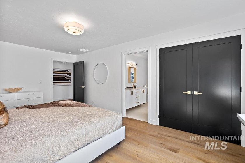 Luxury, comfort, and peace of mind come together in this - photo 32