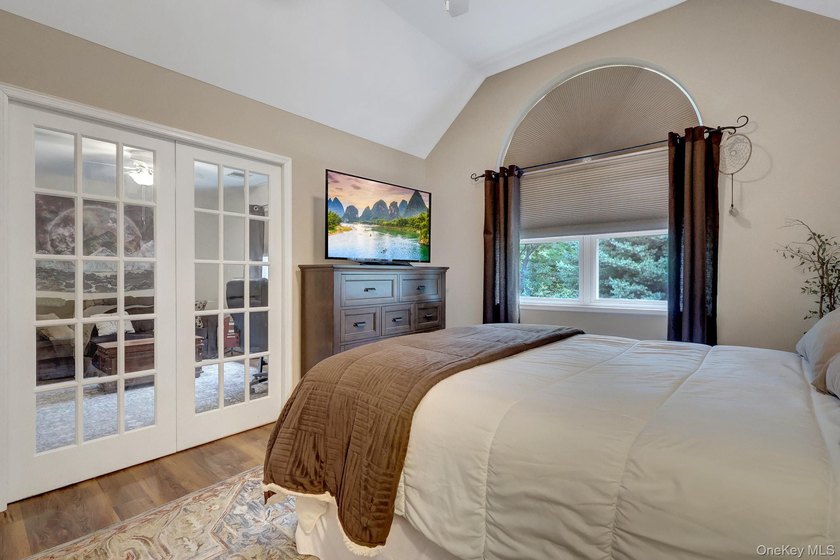 Welcome to 4 Apple Lane-Your Private Wading River Oasis Nestled - photo 32