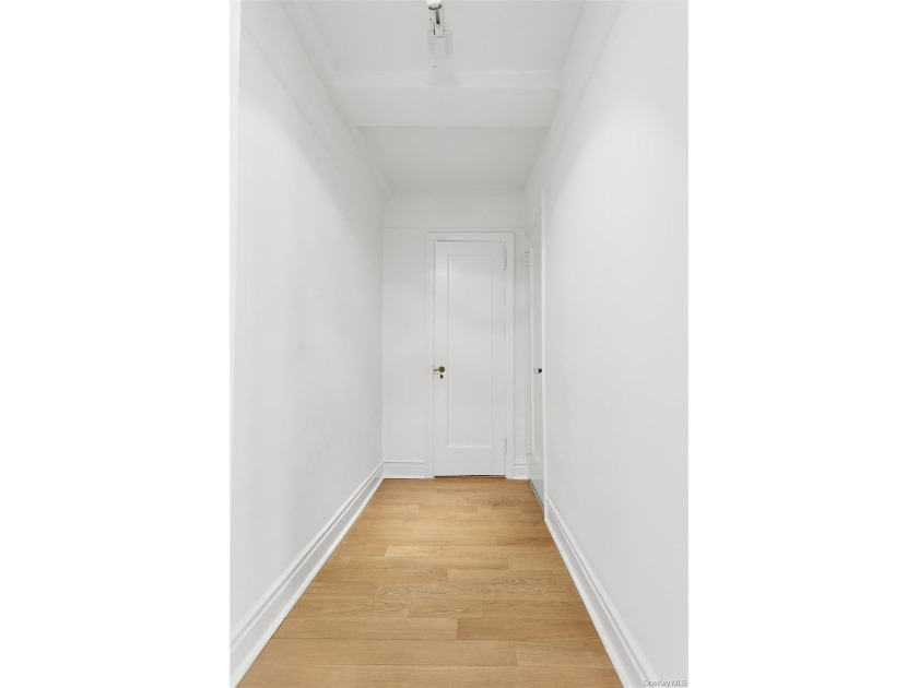 Welcome home to this beautifully renovated studio co-op in the - photo 7
