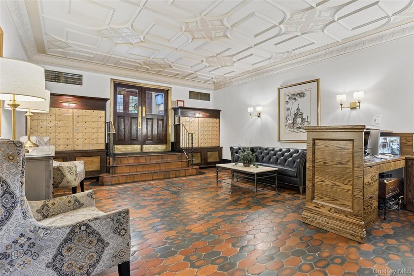 Welcome home to this beautifully renovated studio co-op in the - photo 10