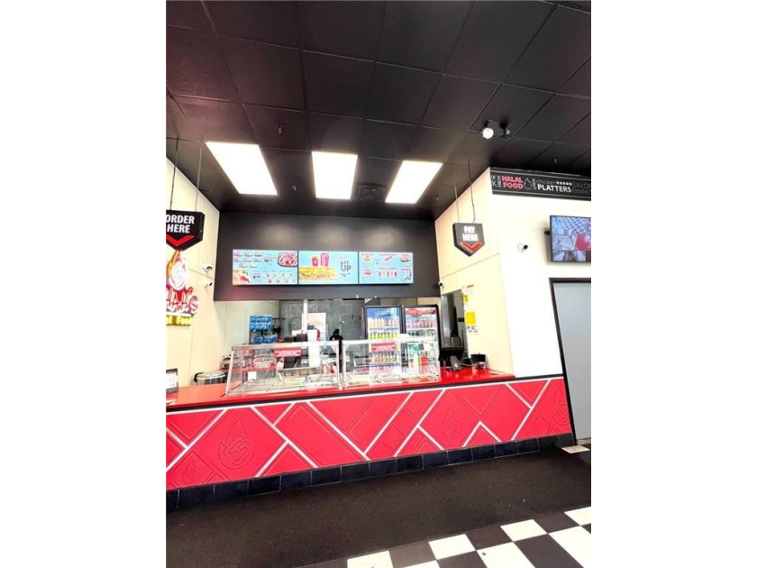 Exceptional Opportunity: Profitable Turnkey Corner Fast Food - photo 8