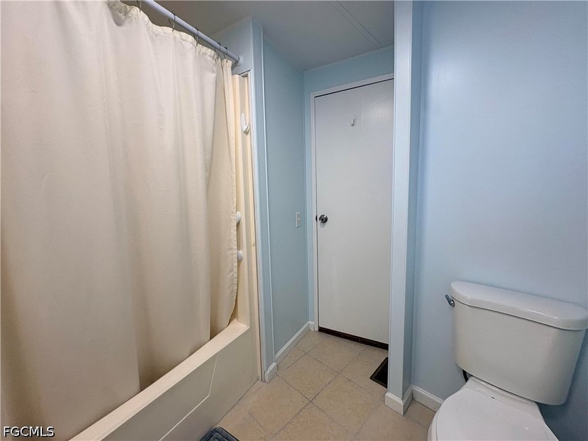 Beautiful 2-bedroom, 2-bath manufactured home nestled within the - photo 25