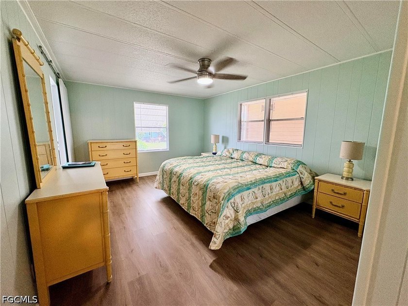 Beautiful 2-bedroom, 2-bath manufactured home nestled within the - photo 30