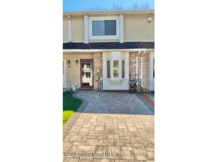 Welcome to this beautifully remodeled 2-bedroom, 1.5-bath - photo 2