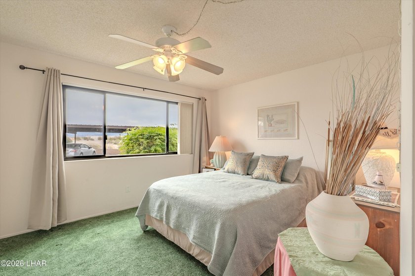Centrally located ground floor condo Steps from the Pool! 2 - photo 12
