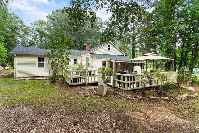 Welcome home to peaceful country living just minutes from South - photo 16