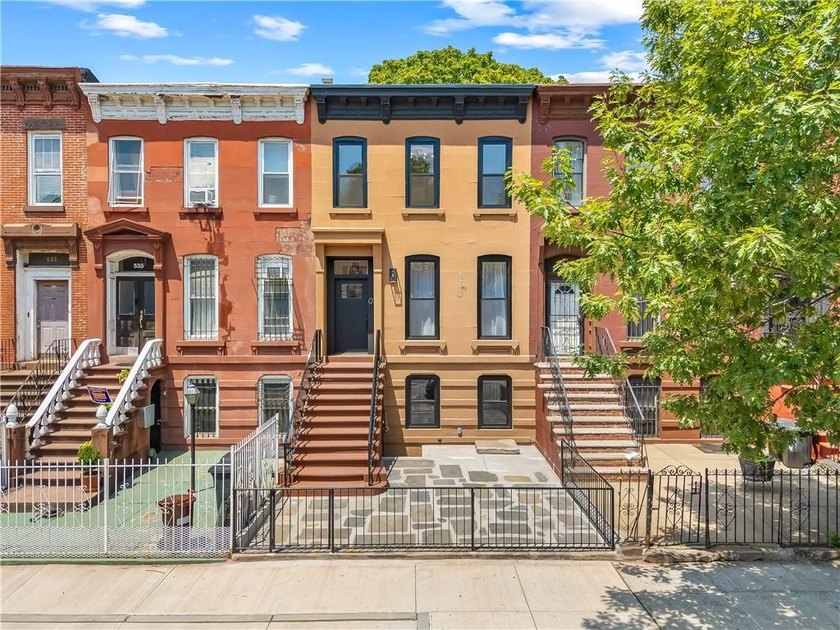 Renovated Brownstone in Bedford-Stuyvesant Located in Brooklyn's - photo 4