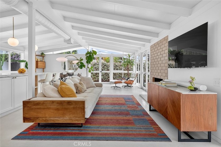 The spirit and charm of Parker Palm Springs is reflected in the - photo 8