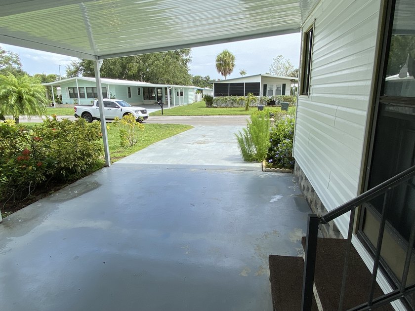 ** Bargain Home For Sale! ** Located in an age qualified, 55 - photo 3