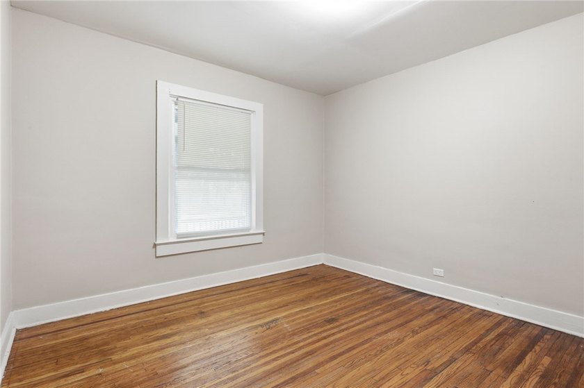 Double the doors, double the possibilities! This side-by-side - photo 16