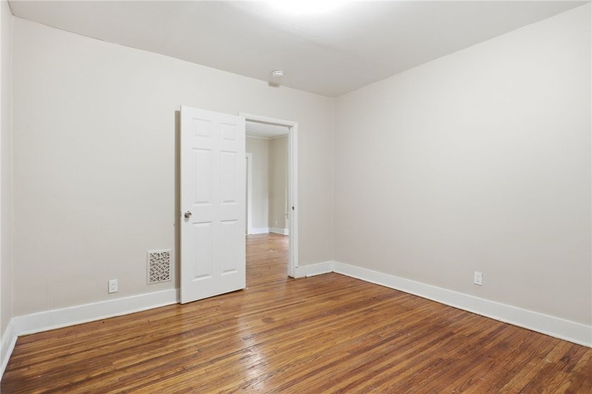Double the doors, double the possibilities! This side-by-side - photo 17