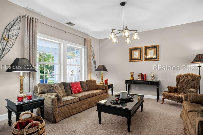 Welcome to this spacious 4br/3.5ba home located on the 4th - photo 8
